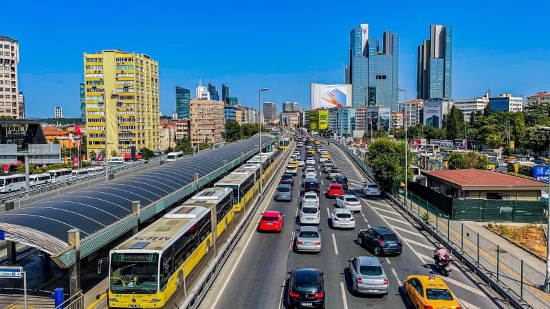 مقایسه حمل و نقل عمومی در استانبول و تهران