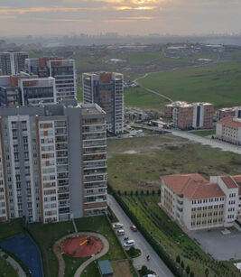 آپارتمان 138 متری با 2 اتاق خواب فول امکانات در باشاک شهیر استانبول