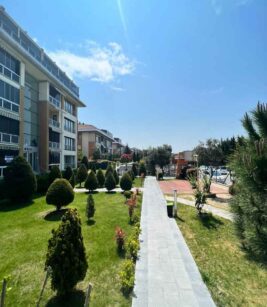 آپارتمان 200 متری 4 خواب سند دست دوم در استانبول اروپایی