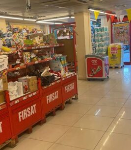فروشگاه 450 متری مناسب شهروندی و پاسپورت در استانبول