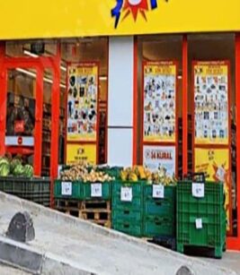 فروشگاه شوک 212 متری با تضمین اجاره 5 ساله در غرب استانبول