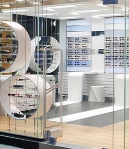 مغازه فعال 60 متری عینک فروشی در بیلیک دوزو استانبول