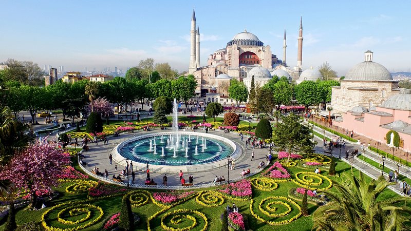 تور منطقه سلطان احمد استانبول از پر طرفدارترین تورها در میان تورهای داخلی ترکیه است.