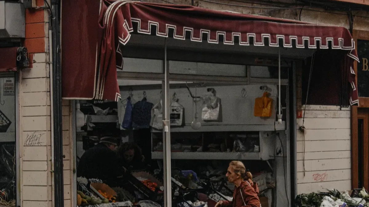 یک سوپرمارکت محلی در استانبول