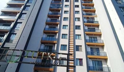 آپارتمان 1 خواب فول امکانات طبقه‌ی هشتم نزدیک متروبوس