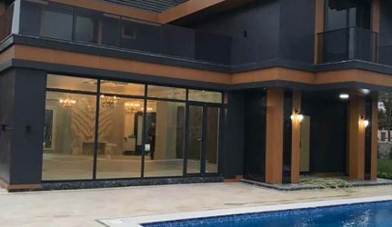 ویلای مستقل به وسعت 2400 متر مربع دارای 5 اتاق خواب در بیوک چکمجه