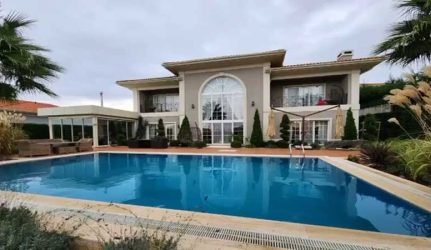 ویلای مستقل 600 متر بنا 5 خواب در منطقه بیوک چکمجه استانبول