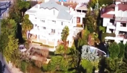 ویلا 1100 متر بنا 390 متر زمین سند شش دانگ بیکوز آجار کنت